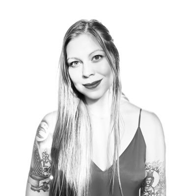 Crypto Poet, Journalist & Art Critic | Head of Comms & Curator @MintGoldDust formerly @SuperRare | Guest Lecturer @Sothebysinst & @BAI_berlin