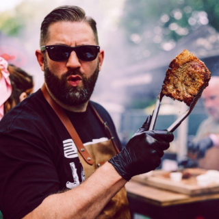 Digital content creator specialising in fire cooking 🔥 Bbq demos and product demonstrations