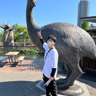 duralumirn_you's profile picture. #高校演劇／主に全国の中学・高校演劇部に向けて作品を書き下ろす脚本家。高校生の時に台本置き場を立ち上げる。キャラメルボックスにどっぷりハマった過去から、得意ジャンルはエンタメ作品な学園ものとSFもの。♢最新作『演劇部、来年廃部するってよ！』@ジュラルミーン台本置き場 @はりことらのあな