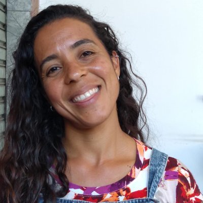 ThayseNatacha's profile picture. 