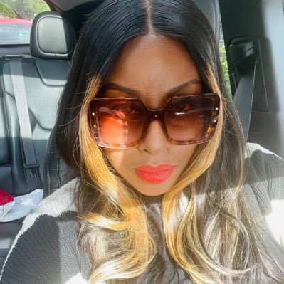 IamMsHawkins's profile picture. @HowardU and @MedillSchool alum. Co-Founder, Sixth & Bryant. Comms strategist. Esq. Political junkie. Writer. Ella's mommy. Sanders' wife. Believer. DST 🐘