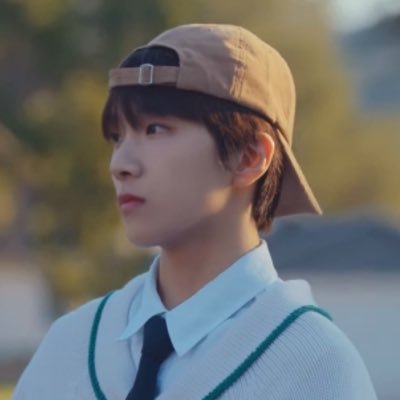 woonhak_iro Profile Picture