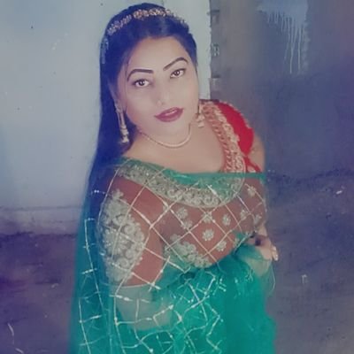 make-up artists.         married 21/2/2019
