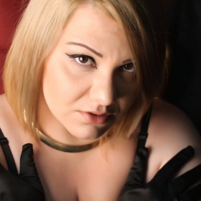 gmurdadans89318's profile picture. 