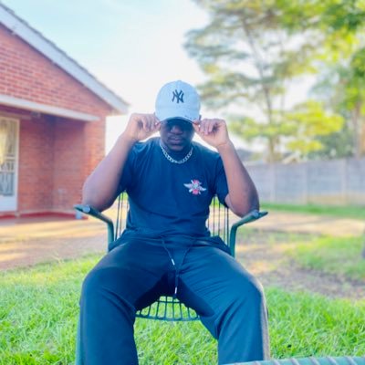 tatenda_chabz's profile picture. 🇿🇼That Decent Cool 😎 Guy African Born To Be Legend