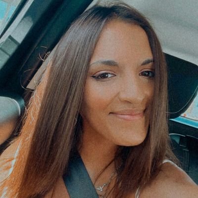 mariana05311318's profile picture. 24y❤27-04-2018❤ Sometimes you have to be your own hero❤️ ❤️
🦅❤️