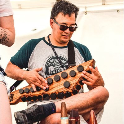 Maker of uplifting, positive music. Foley Artist. Multi-Instrumentalist. https://t.co/o6gtyCHR3W