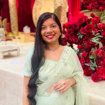 immigrant. indo-caribbean. healer. psychotherapist. actor. performance artist. i'm adorable, see header for details. also very dramaticāØ