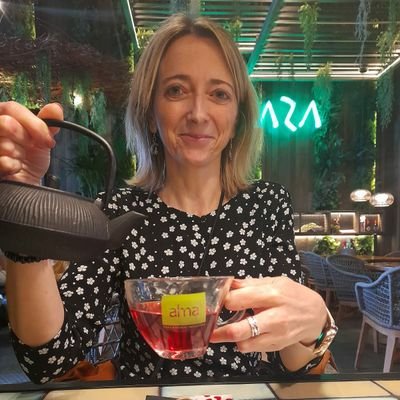 muchi_coloring's profile picture. 