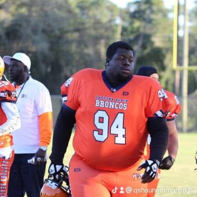 6'3

360

Spruce creek high school alumni 

Starting left tackle for Daytona Beach Broncos 🏈🏈🇭🇹

God fearing men

trying to make it out to feed my family 👪