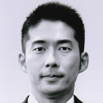 参議院議員公設秘書を経て2015年に神奈川県議会議員に初当選。２期８年の経験を武器に、３期目も全力で取り組んで参ります。
ライフワークは弱者に寄り添い、若者の仕事や将来、そして「生きることに対する不安」を断ち切ること。不安の解消は政治の仕事です！