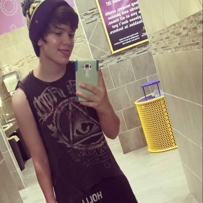 maggiej0920's profile picture. 