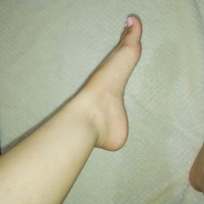 👣🦶🏼👄👀🩷

vendo fotos de mis pies 🦶🏻
info mediante DM
transferencia bancaria