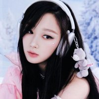 𝕊𝑂𝔓H𝐈𝔼 (@sophiesbubble) 's Twitter Profile Photo 𝕊𝑂𝔓H𝐈𝔼 (@sophiesbubble) 's Twitter Profile Photo