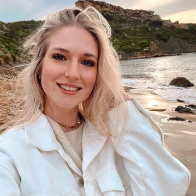 WOBDFYJFU's profile picture. My life wasn't satisfying me, so I created mine