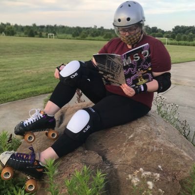 Army vet and aerospace engineer. Cincinnati Rollergirls Wicked Widget #314. Chiari malformation zipperhead. Querying YA author.