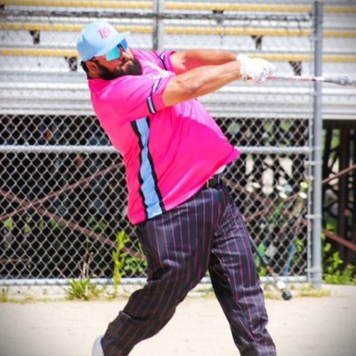 Bigdaws13's profile picture. #52 Retired Offensive Line at St. Ambrose University #RollBees #Cubs #Bears #Blackhawks #NVPride #SpartanDawgs