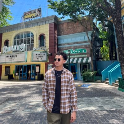 JHNDLLTDR's profile picture. 