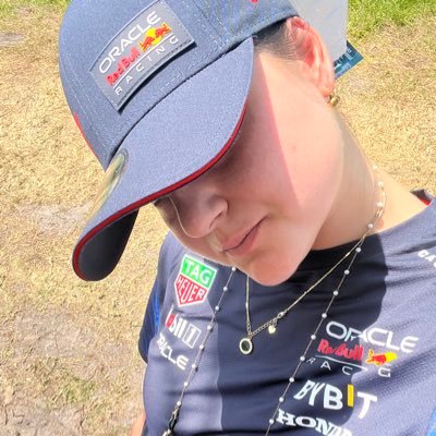 lauraslobodiukg's profile picture. 🇦🇷💙💛🇺🇦