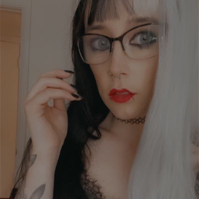 all the things i wish i was brave enough to say out loud - she/her 🖤