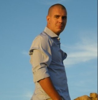 _A_Y_L_'s profile picture. All the things that you probably hate about traveling-the recycled air, the artificial lighting, the digital juice dispensers-are warm reminders that I'm home!!