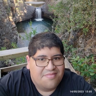 JOVEN CREYENTE,HAUDAS,SOLIDARIO,ADEMAS GUARDIA DE SEGURIDAD,AMANTE DE LA COMPUTACION Y PADRE DE UN BELLO HIJO MATIAS IGNACIO BARRAZA PIZARRO !!!!!!!