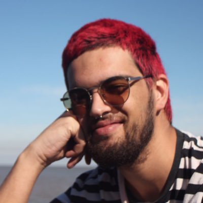 editor de vídeo do globo esporte na nsctv • o maior fã de shrek 2 do mundo • música, gatos, cachorros, futebol e poder popular ☭