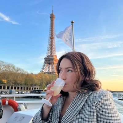 Chemca's profile picture. 