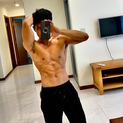 hhuuyy00's profile picture. 