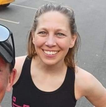 Wife, mom of 3, step mom of 4, grandma of 3, Marathoner, triathlete and Certified Nutrition Coach.