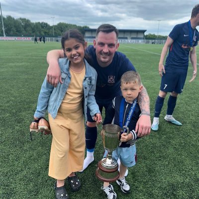 IamROBMITCH's profile picture. 