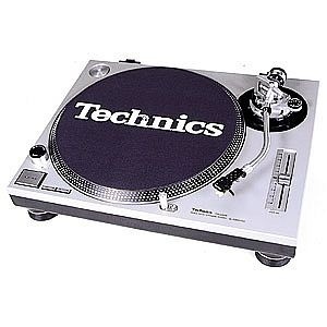 love music..oldskool R&B,oldskool hiphop,(sum new)hiphop,new skool R&B