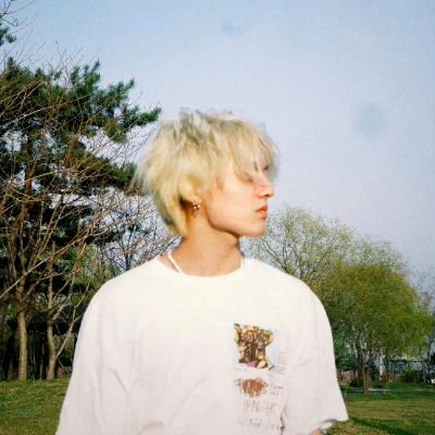 bing_la13898's profile picture. 想说什么就说什么，虽然想不起来发