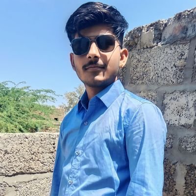 MSphoto50110367's profile picture. Exploring Myself in this beutiful film called life ✨😎

Different form Everyone 🤟