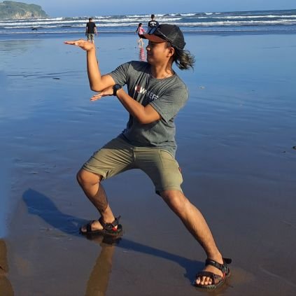 gasspontan's profile picture. sedang berusaha mengikuti aturan Tuhan🙏🏻 
jadi lu kaga usah ikutan ngatur gua
bikin pusing aja lu