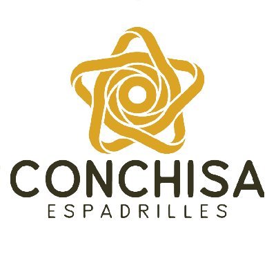 Conchisa es una empresa dedicada a la fabricación de calzado artesanal. Nos dedicamos a todo el proceso de diseño, producción y venta de calzado y alpalgatas.