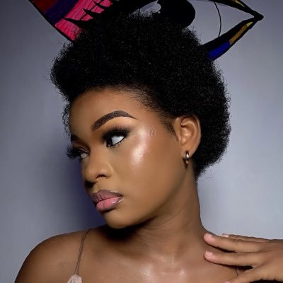 makeup and beauty enthusiast🥰
Make-up and Gele artist
♎ 👸
