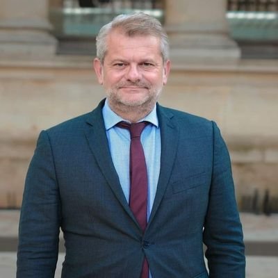 Député @RNational_off du Var, Conseiller municipal de Draguignan, Avocat