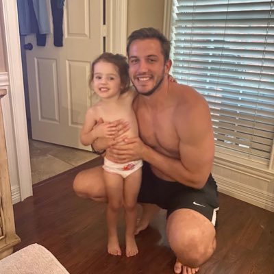 thebigleplowski's profile picture. 