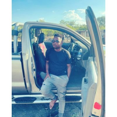 BlidgeBlue1's profile picture. Artisan, Musician ||Comedian.
Born In Marondera,Stays in Waterfalls Harare
if you need me call me!!