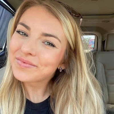 ZeldaKarl_'s profile picture. Common sense conservative, animal  loving, family❤️ first,
military brat, love my job, America 🇺🇸 First!