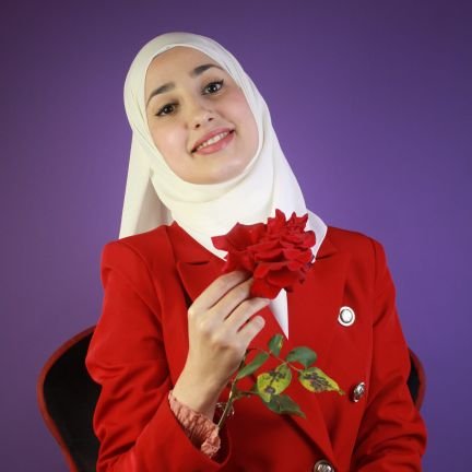 yasminebouazoun's profile picture. News presenter