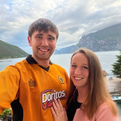 SassyD93's profile picture. 29 👫🏡🐶💍🌍✈️🇬🇧🇬🇷🇮🇨🇮🇹🇮🇸🇨🇦🇫🇷🇦🇪🇪🇸