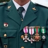 SARGT 1° GUARDIA CIVIL (RT)

Caballero  San Hermenegildo./
Orden Mérito Militar./
Orden Mérito GC, Rojo./
Orden Merito GC, Blanco.
🇪🇦💚⚔️🦅