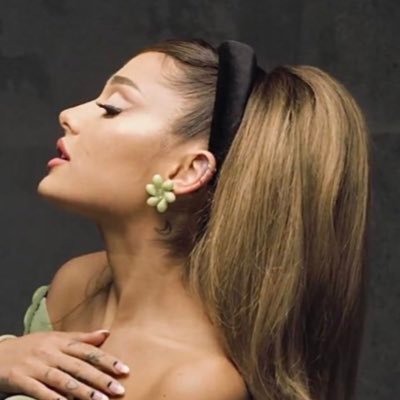 Ariana Grande’s latest news!