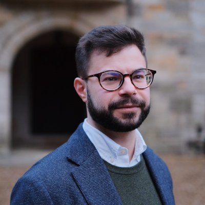 joe_barnas's profile picture. Director of Marketing @thomasmoresoc |🇻🇦 Non quomodo mundus dat, ego do vobis | Leonine Forum Fellow ‘23-24 | @UICCUPPA ‘20 @UCLHistory ‘22