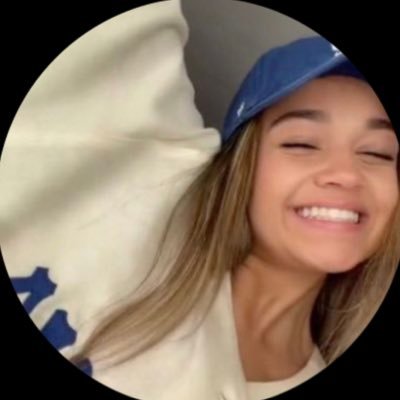 ifilmsav's profile picture. #iheartdrew