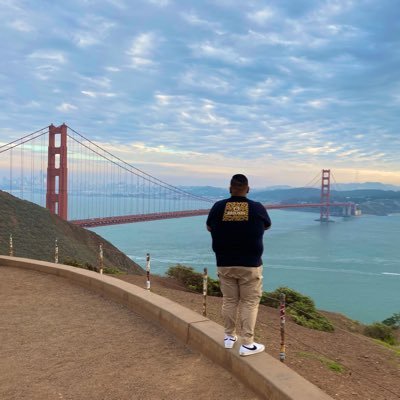 RobCastaneda97's profile picture. CSUF Alumn '19 🐘| B.A. Political Science & American Studies Minor | 25|