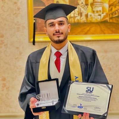 أعِد لي حُسن ظنّي بالليالي
وجهلي بالأنامِ وضِيق فهمي