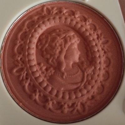 curltothebone's profile picture. someday, Loid Forger.